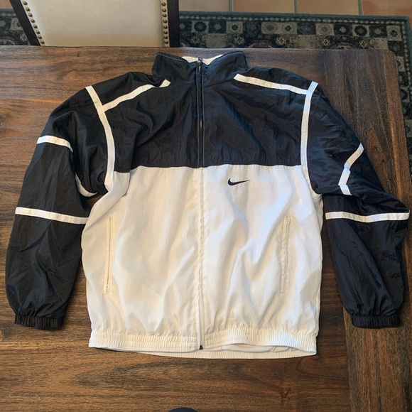 Nike Other - Nike Vintage Black & White Windbreaker